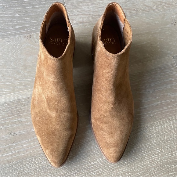 Brown suede booties - Picture 5 of 5